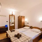 Garibaldi - Total Chalé Bansko